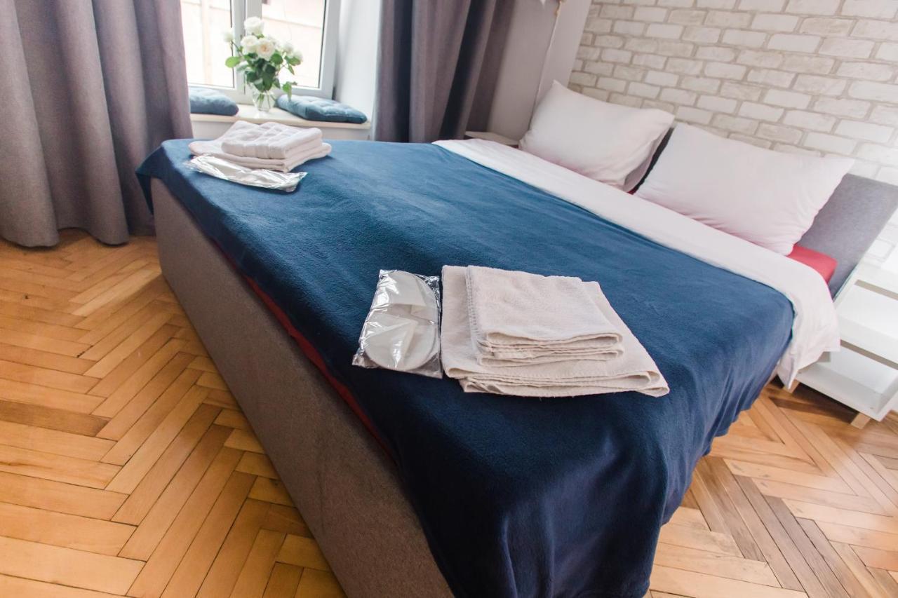 Mary Apartamento Lviv Exterior foto